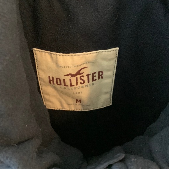 Hollister Navy Fleece Puffer Jacket size M - Picture 10 of 17